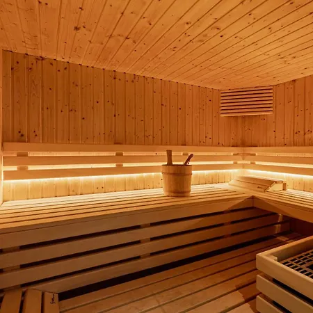 Luxury - Fireplace Heated Pool & Sauna * Megève
