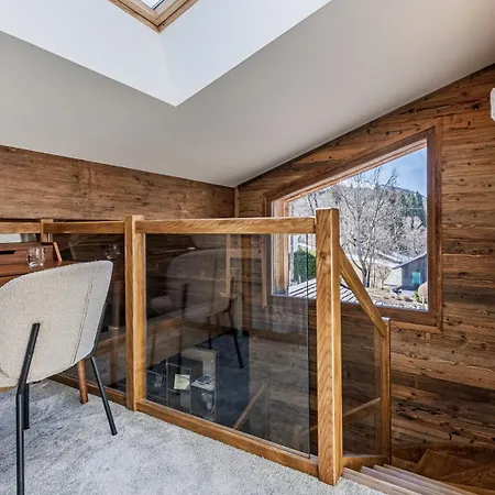 Luxury - Fireplace Heated Pool & Sauna * Megève